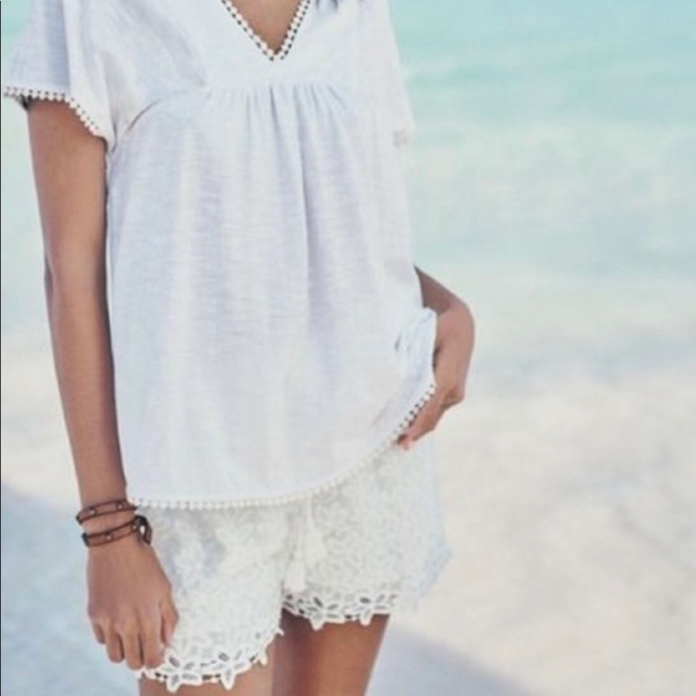 Boden women’s white lace shorts xs